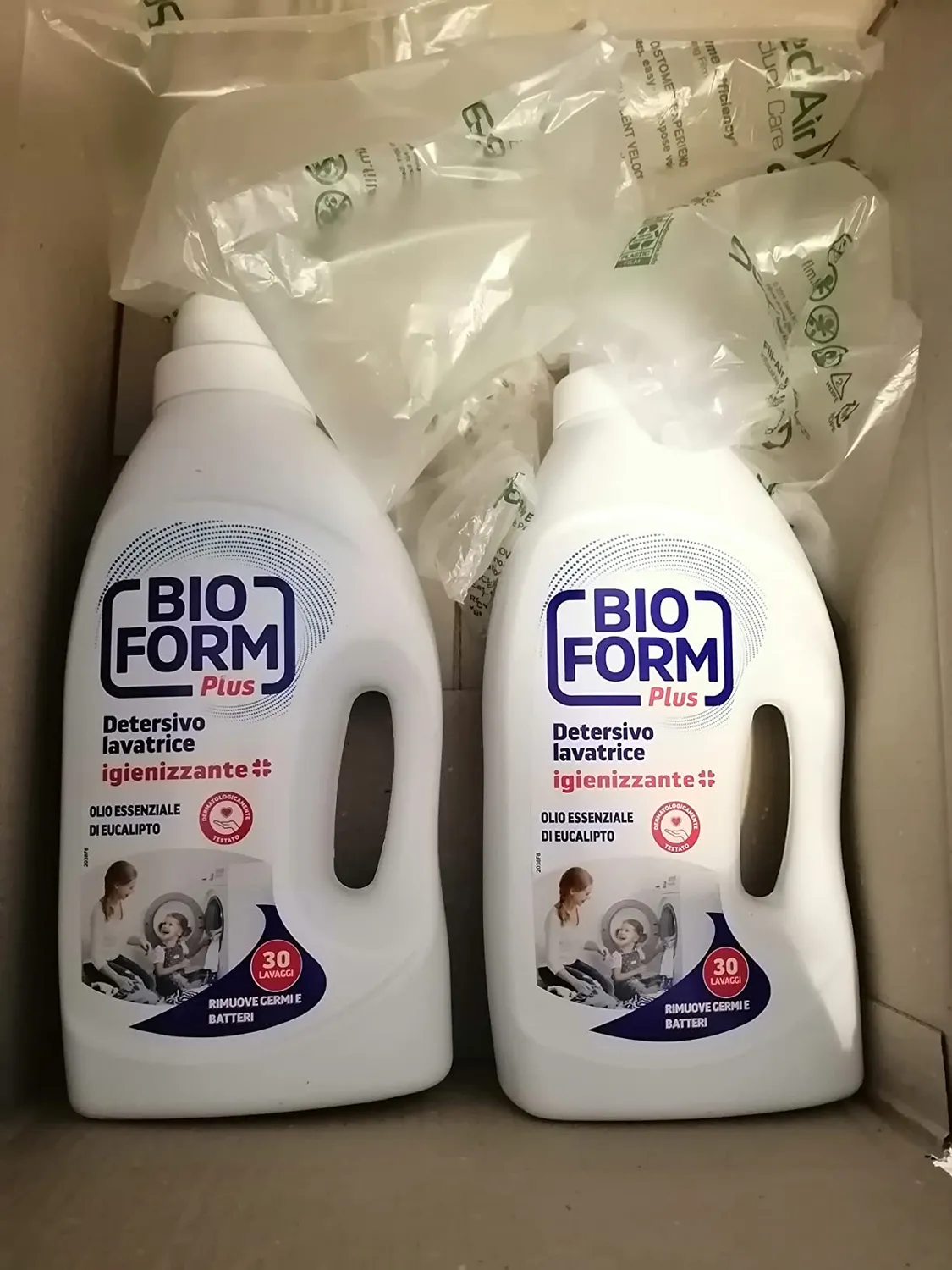Bioform Plus Igienizzante Eucalipto detersivo lavatrice liquido 30 lavaggi