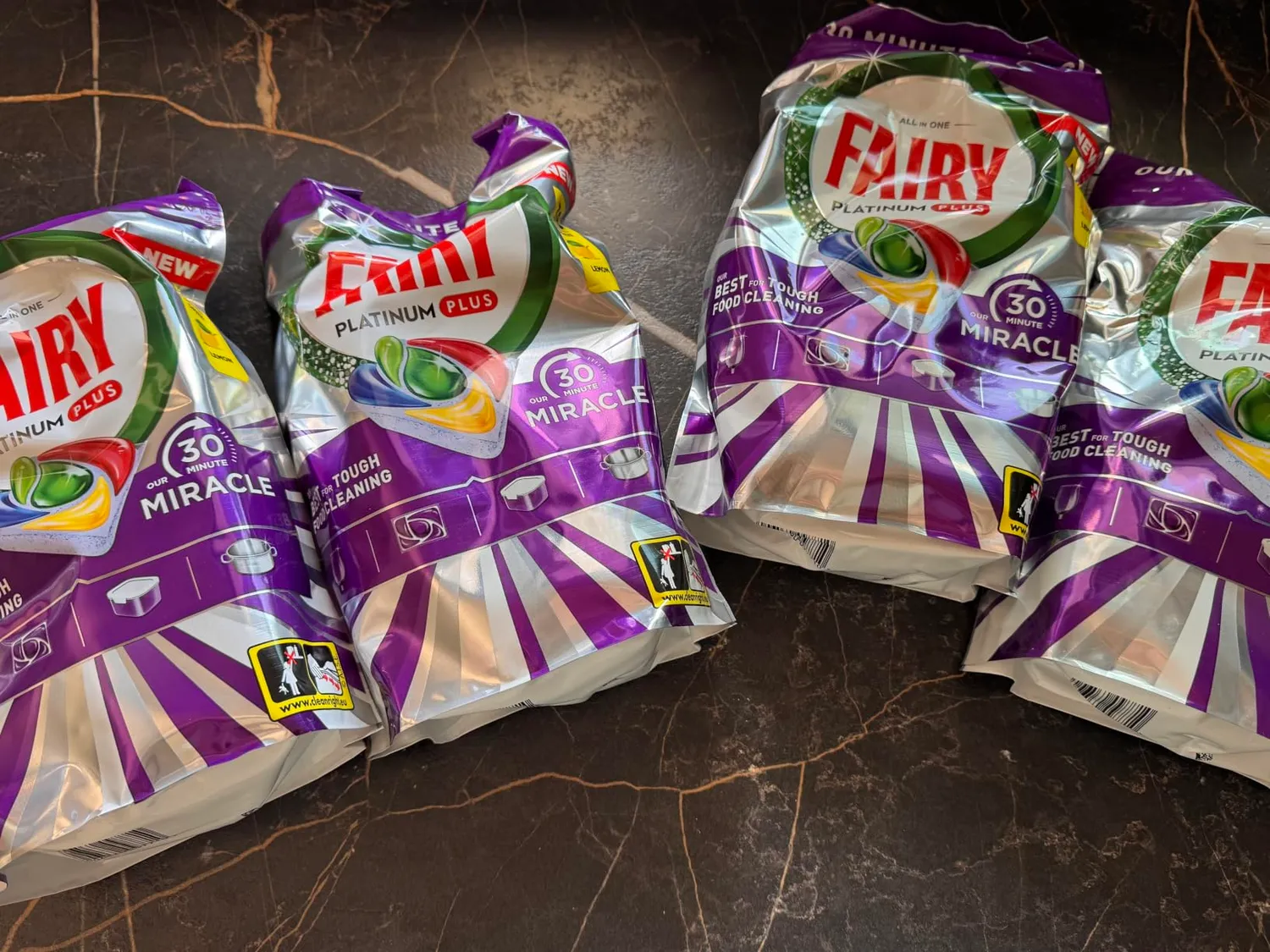 Fairy 30 Minuti Miracle Platinum Plus pastiglie lavastoviglie 152pz limone